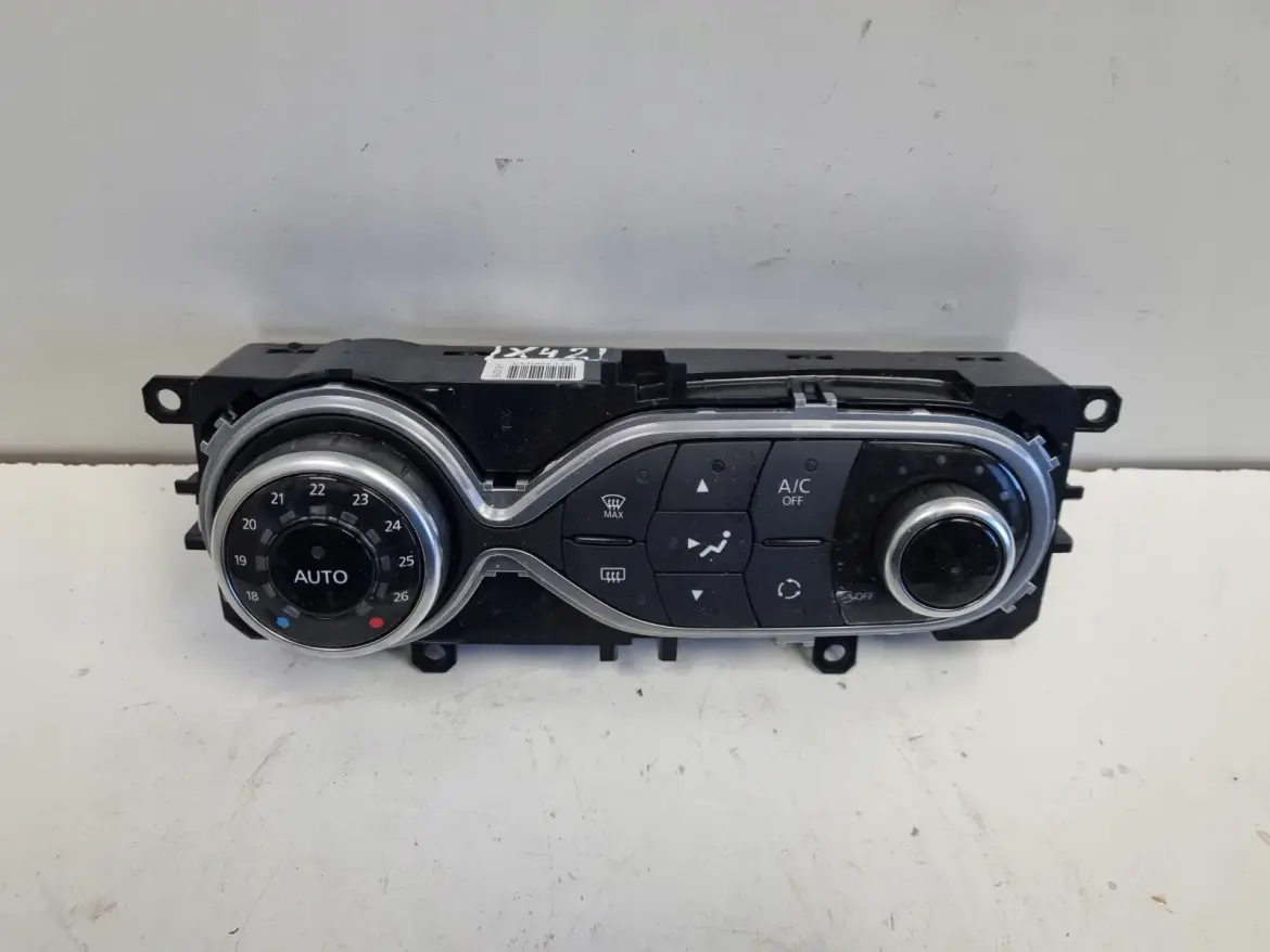 Renault Clio IV PANEL KLIMATYZACJI Nawiewu 275105430R