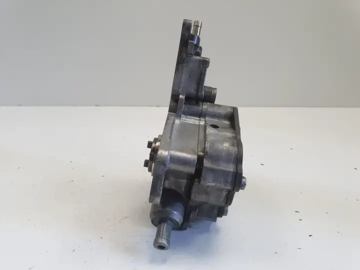 Audi A4 B5 B6 B7 A6 C5 1.9 TDI POMPA VACUM wakum 038145209A