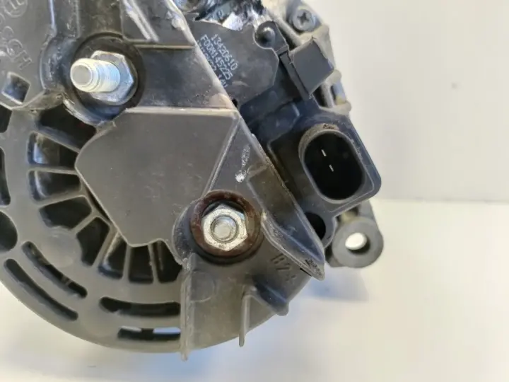 Mercedes W203 2.0 K ALTERNATOR