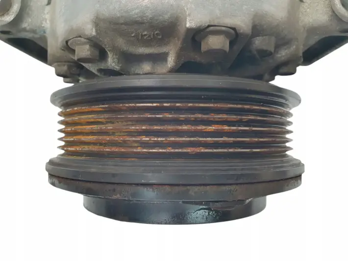 54740effe956d27b8d8ae869ef636d40