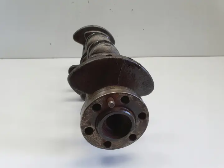 Nissan Qashqai II J11 1.3 DIG-T TCE WAŁ KOROBOWY