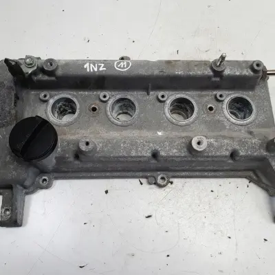 Toyota Yaris III 1.5 H POKRYWA ZAWORÓW 1NZ