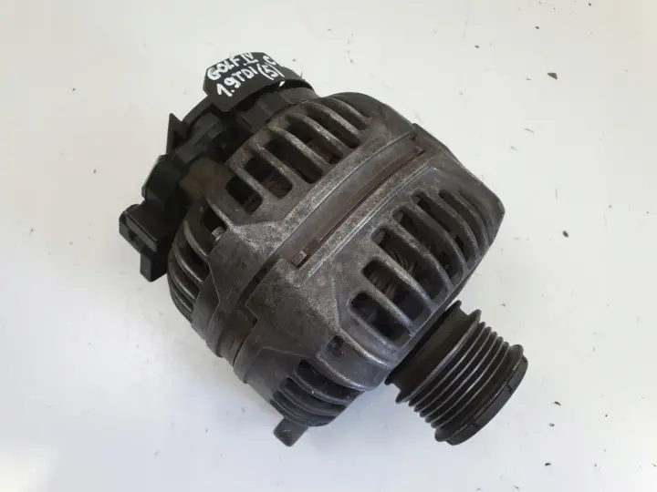 Audi A3 8L Golf IV Seat Leon 1.9 TDI ALTERNATOR 028903028E 120A