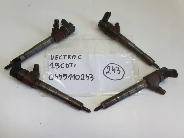 Opel Vectra C 1.9 CDTI 16V WTRYSKIWACZ wtrysk 0445110243