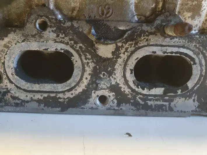 Opel Zafira B Astra J 1.6 16V A16XER GŁOWICA CYLINDRÓW 55559340