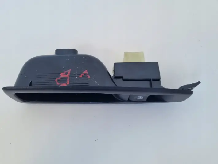 Renault Captur I Clio IV PRZEŁĄCZNIK SZYB panel włącznik 82950721R