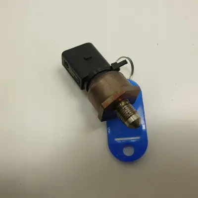 Audi A5 S5 3.0 TFSI CZUJNIK PALIWA zawór REGULATOR