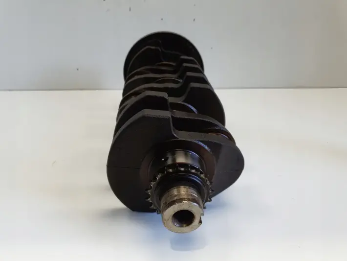 Audi A4 B6 1.8 T turbo WAŁ KORBOWY AVJ