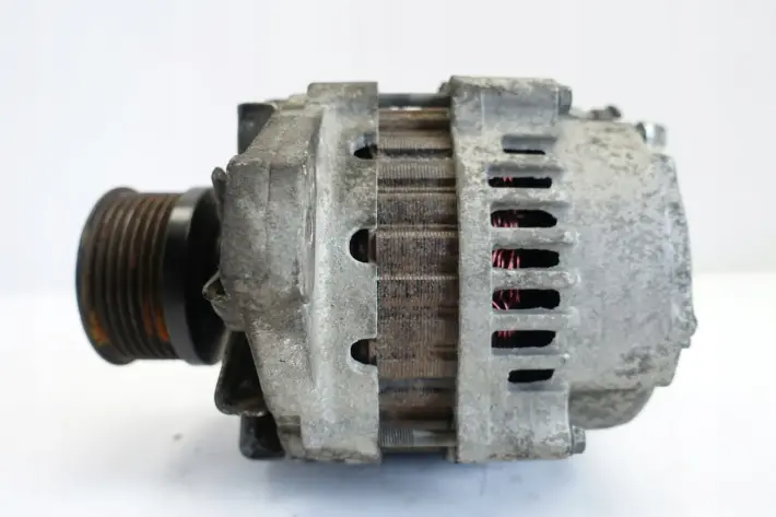 Isuzu NQR 5.2 D Diesel ALTERNATOR