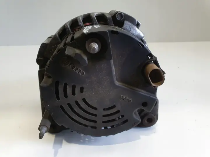 Audi A3 8L Golf IV Seat Leon 1.9 TDI ALTERNATOR Valeo 038903023S 120A