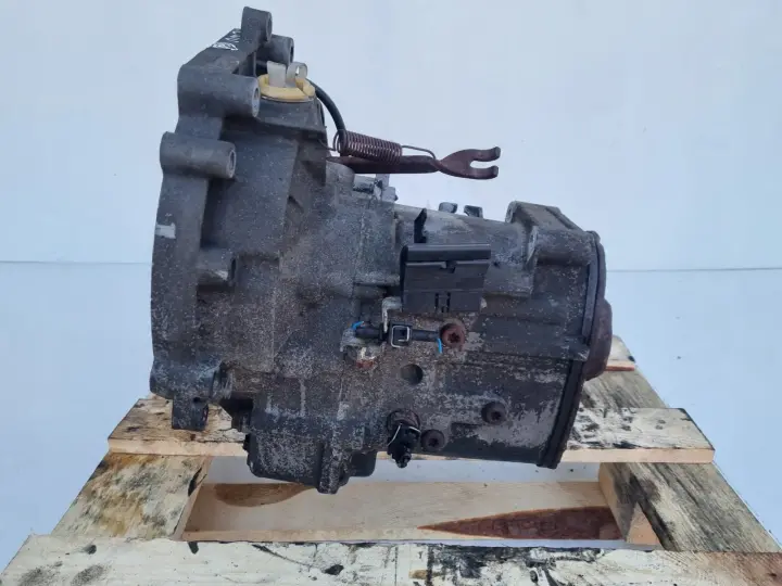 VW Lupo 1.4 16v SKRZYNIA BIEGÓW CWU manual MANUALNA