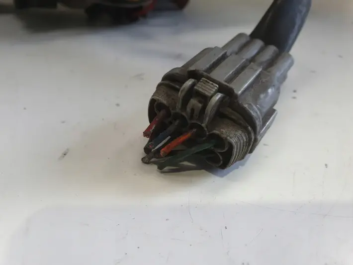 Nissan Pathfinder R51 Navara D40 III PRZEDNIA LAMPA PRAWA PRAWY PRZÓD xenon