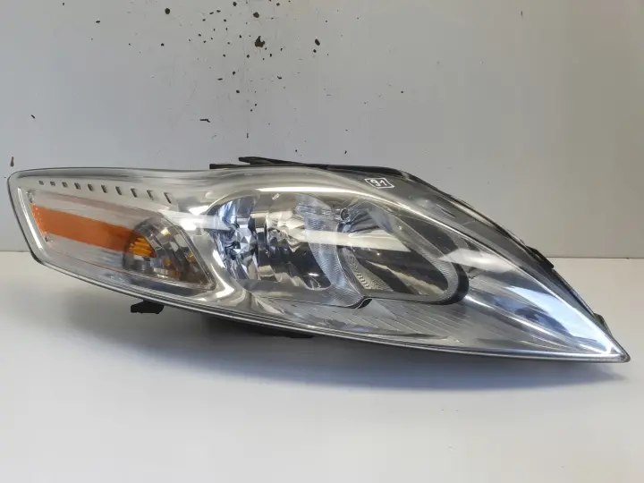 Ford Mondeo IV MK4 07-14r PRZEDNIA LAMPA PRAWA PRAWY PRZÓD anglik