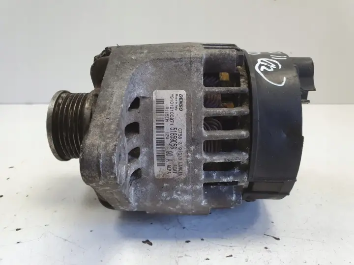 Fiat Bravo II 1.9 JTD ALTERNATOR 90A 51859058 denso