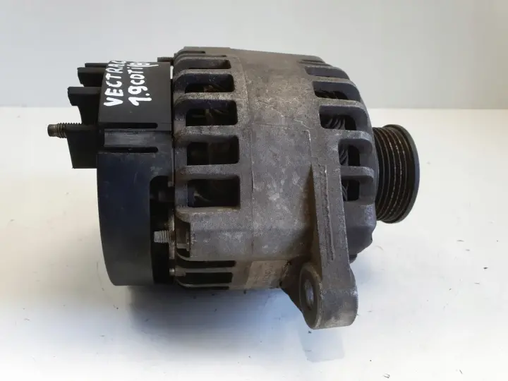 Opel Vectra C 1.9 CDTI ALTERNATOR denso 13117340 105A