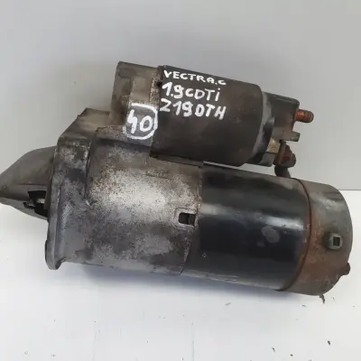 Opel Vectra C 1.9 CDTI ROZRUSZNIK 55352882 M001T30171