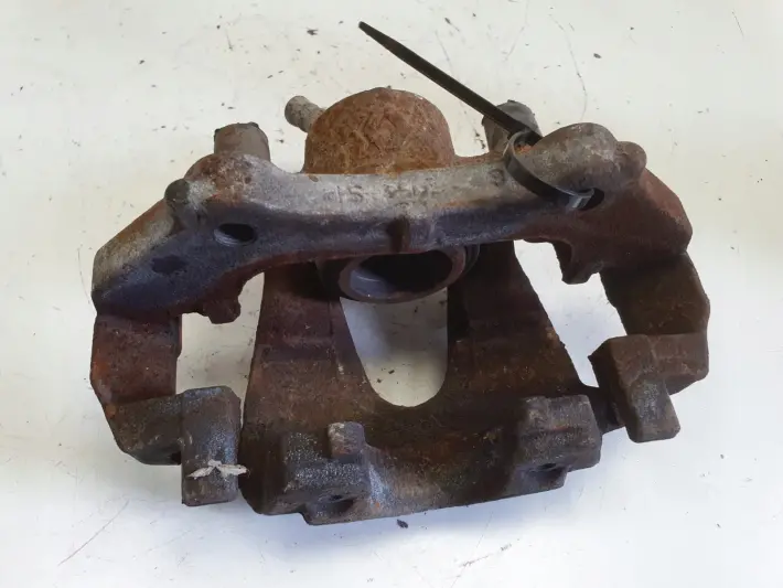 Renault Clio V LEWY PRZEDNI ZACISK HAMULCOWY przód KIEROWCY 368