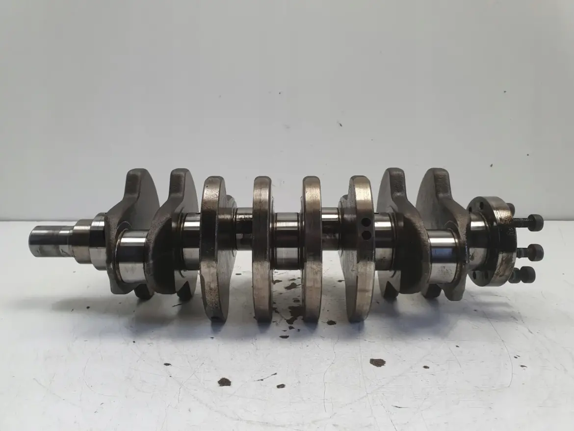 Opel Corsa D 1.3 CDTI WAŁ KORBOWY Z13DTJ