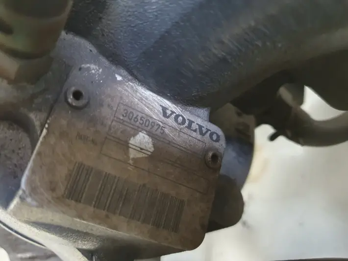Volvo S40 II V50 2.5 T TURBOSPRĘŻARKA turbo 30650975