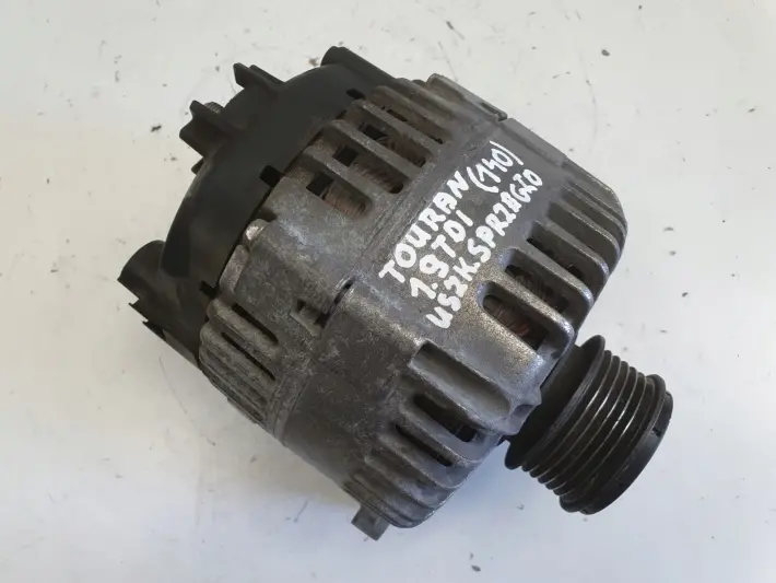 VW Touran 1.9 TDI ALTERNATOR valeo 06F903023C 140A