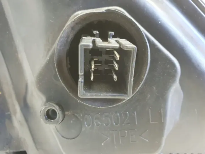 Opel Corsa C 00-06r LUSTERKO LEWE KIEROWCY 5 kabli