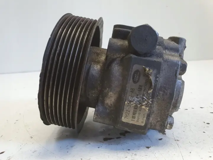 93ba2b50253bf5fad8c14f32f09bb0d8