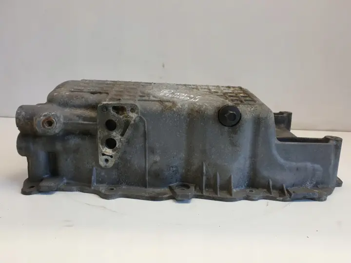 Pt Cruiser 2.4 16V MISKA OLEJU olejowa 04884387