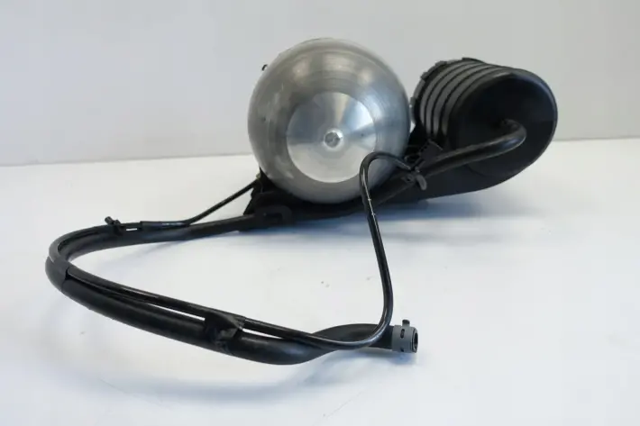 Jaguar XJ X351 ZBIORNIK POWIETRZA AW93-5B709-AC