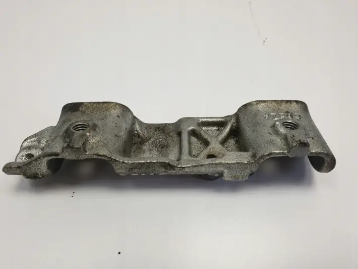 Range Rover Sport II 3.0 D ŁAPA SILNIKA wspornik