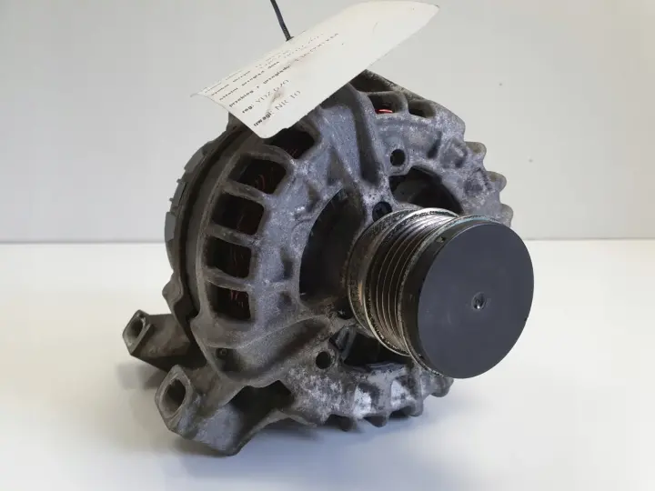 Volvo V70 III XC70 II 2.4 D5 ALTERNATOR 31419556