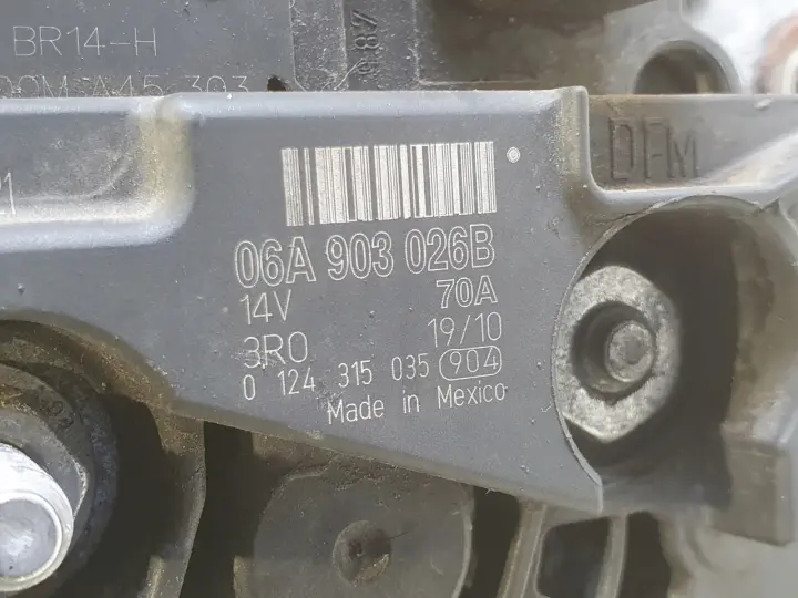 VW Touran 1.6 8V ALTERNATOR bosch 06A903026B 70A