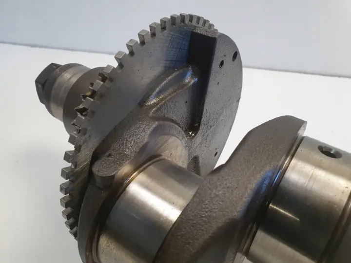 Iveco Daily IV 3.0 CNG WAŁ KORBOWY GH905205AS 502295017