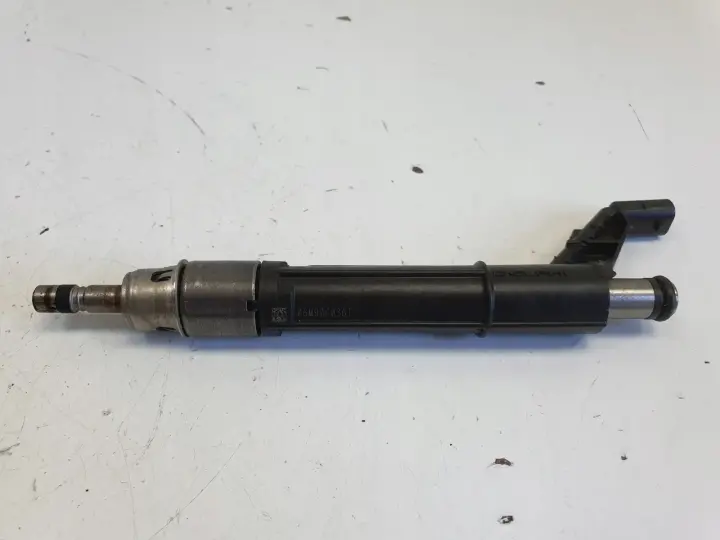 Audi A6 C8 3.0 TFSI WTRYSKIWACZ 06M906036T