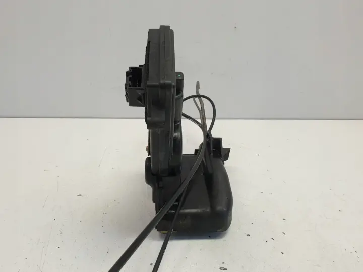 530232bf5f8b9ef09f5ae5a5fd6af0dc