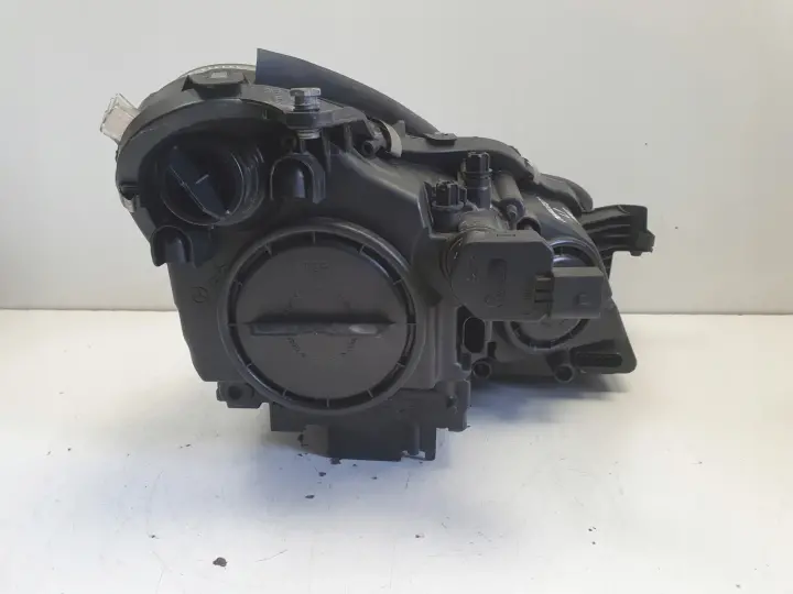 Mercedes CLS W219 C219 PRZEDNIA LAMPA LEWA lewy przód EUROPA