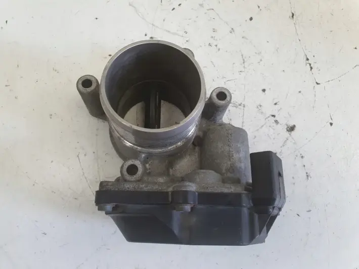 VW Eos 2.0 TDI PRZEPUSTNICA 03L128063R