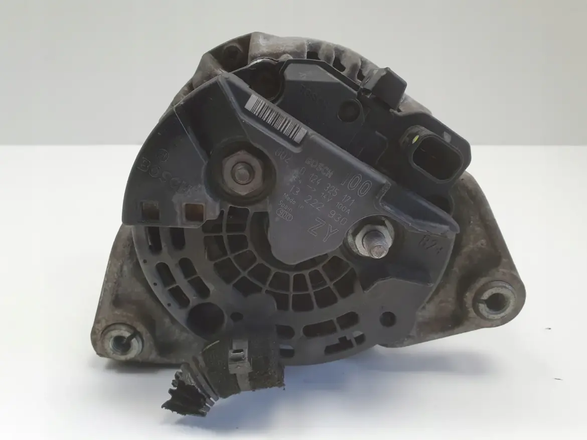 Opel Astra H 1.4 16V ALTERNATOR 100A 0124325171 13222930 bosch