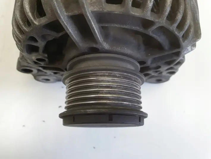 Audi A3 8L Golf IV 1.9 TDI ALTERNATOR 0123515021 038903023L 90A