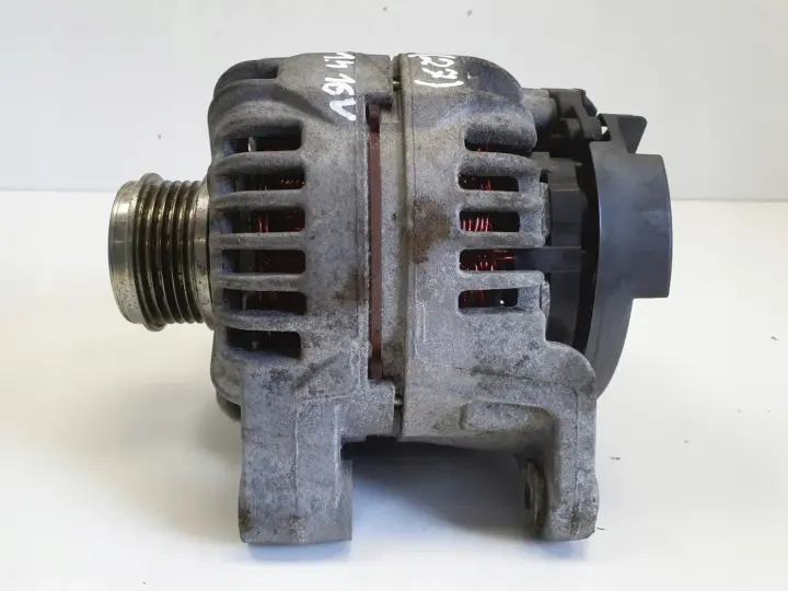 Opel Vectra C 1.9 CDTI ALTERNATOR bosch 0124425097