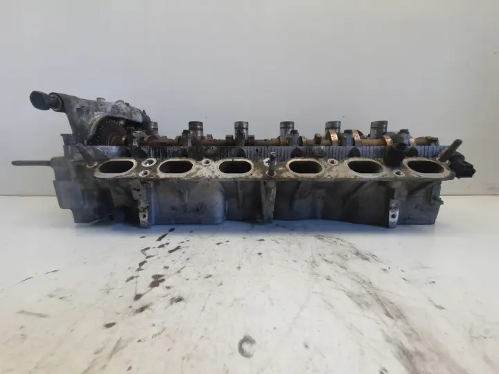 Lexus IS 200 IS200 2.0 B VVTi GŁOWICA CYLINDRÓW