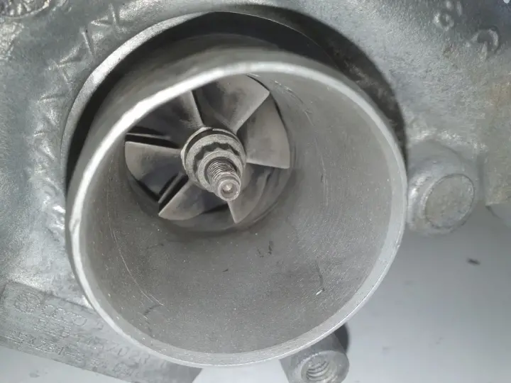 Skoda Superb I 1.9 TDI TURBOSPRĘŻARKA turbo AVB 101KM 028145702R