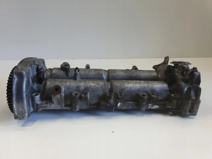 Opel Vectra C 1.9 CDTI POKRYWA ZAWORÓW wałki 55565886