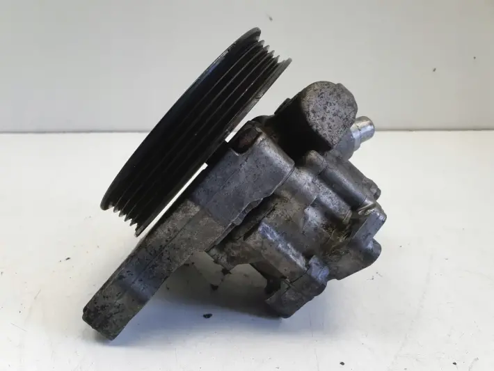 Land Rover Freelander 2.0 TD4 POMPA WSPOMAGANIA