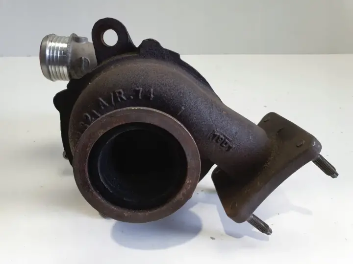 Volvo V70 III 2.0 D3 TURBOSPRĘŻARKA turbo 31331331