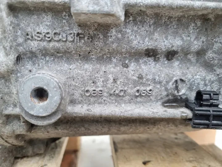 BMW X3 F25 2.0 D REDUKTOR MANUALNEJ SKRZYNI BIEGÓW 7649782