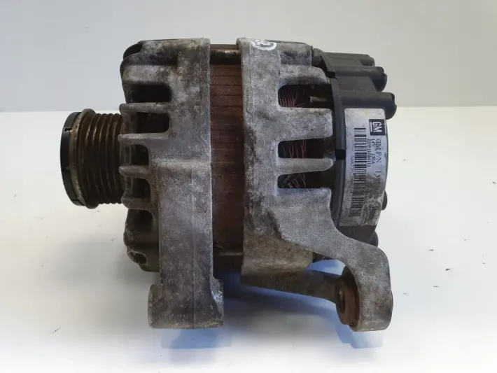 Opel Mokka A 1.4 T turbo ALTERNATOR 13577154 130A
