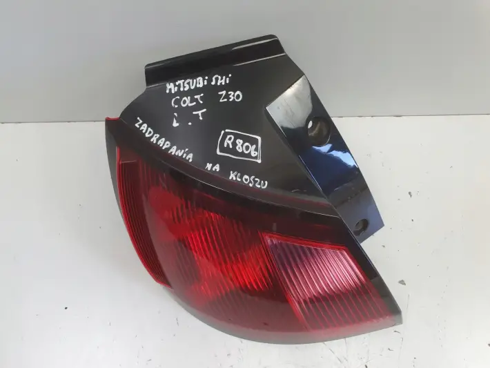 Mitsubishi Colt VI Z30 TYLNA LAMPA LEWA lewy tył kierowcy MR957365