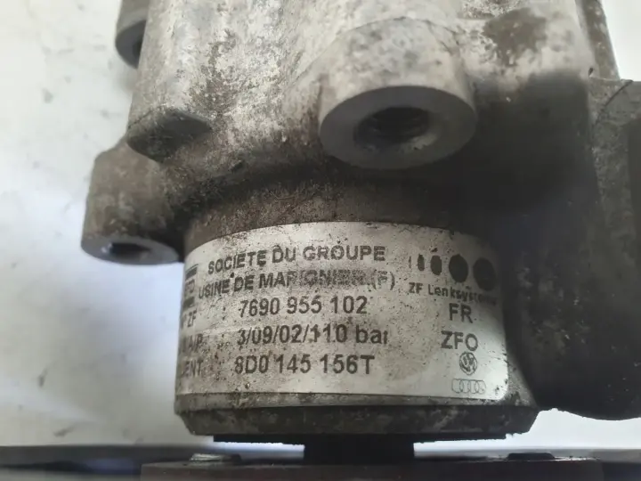 VW Passat B5 1.9 TDI POMPA WSPOMAGANIA 8D0145156T