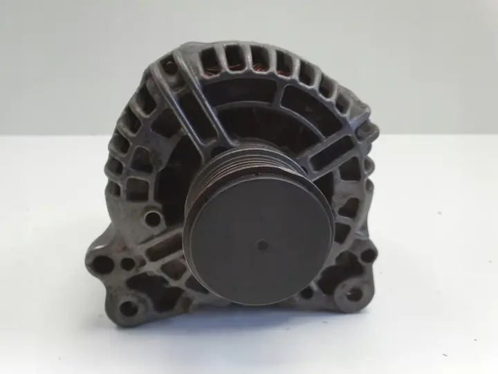 VW Sharan Alhambra Galaxy 1.9 TDI ALTERNATOR bosch 028903030 120A