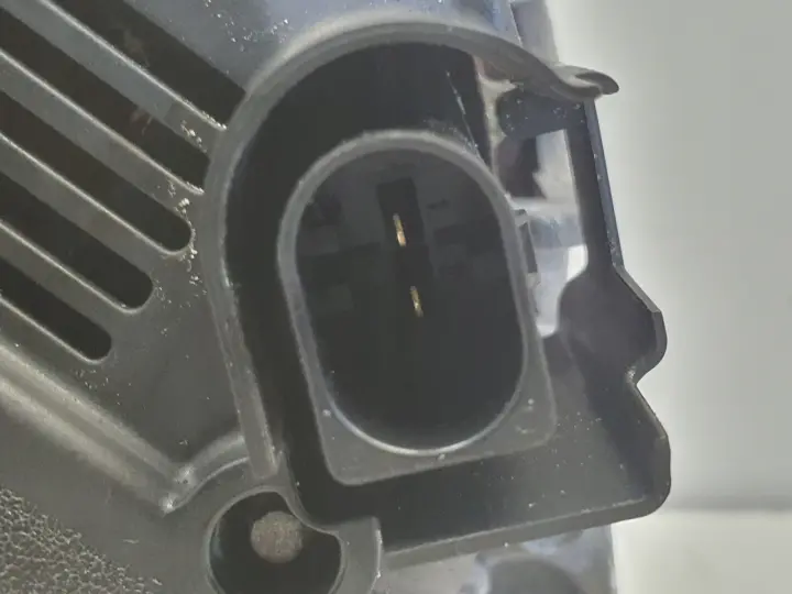Audi A3 8P 3.2 V6 03-13r ALTERNATOR